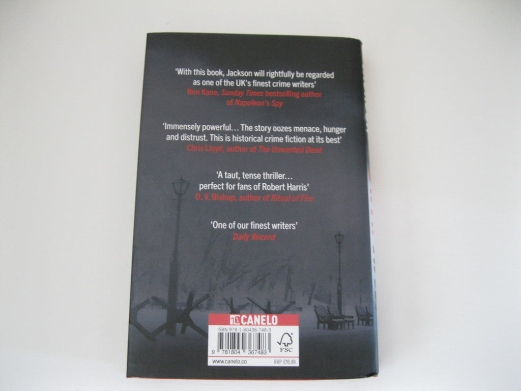 Blood Roses: Introducing 'the natural heir to Kerr's Bernie Gunther' (Warsaw Quartet, 1)